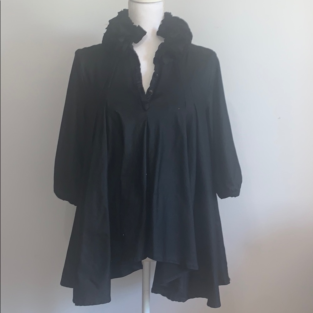 Carapace Ruffle Trim Blouse